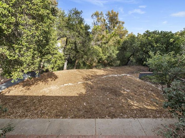 1556 Scenic Drive, Pasadena CA 91103