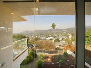 1325 Linda Rosa Avenue, Los Angeles CA 90041