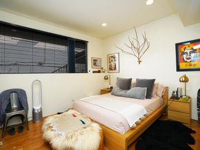 1325 Linda Rosa Avenue, Los Angeles CA 90041