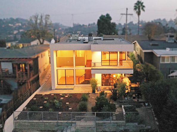 1325 Linda Rosa Avenue, Los Angeles CA 90041