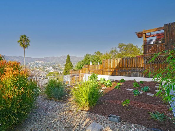 1325 Linda Rosa Avenue, Los Angeles CA 90041