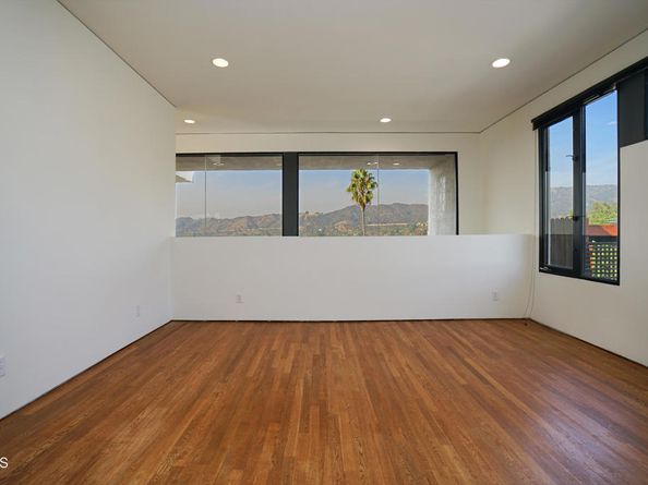 1325 Linda Rosa Avenue, Los Angeles CA 90041