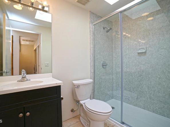 1325 Linda Rosa Avenue, Los Angeles CA 90041