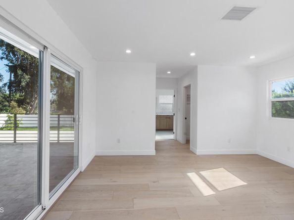 3880 SHADOW GROVE Road, Pasadena CA 91107