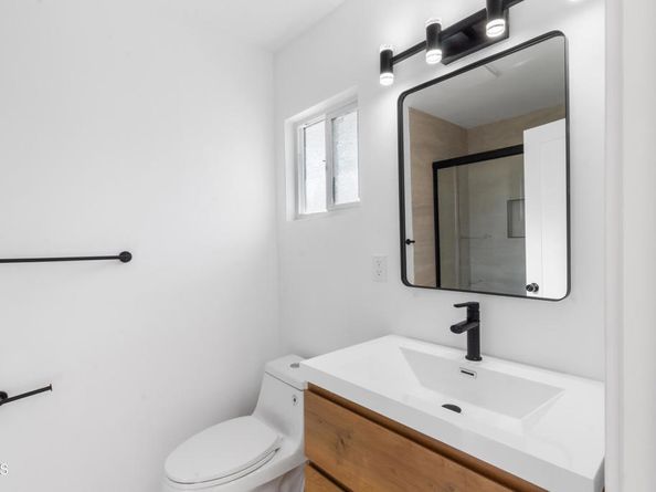 3880 SHADOW GROVE Road, Pasadena CA 91107