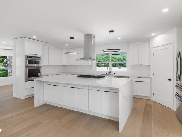 3880 SHADOW GROVE Road, Pasadena CA 91107