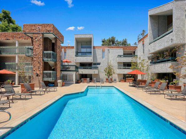 360 S Euclid Avenue 124, Pasadena CA 91101