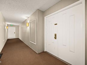 360 S Euclid Avenue 124, Pasadena CA 91101