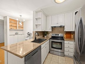 360 S Euclid Avenue 124, Pasadena CA 91101