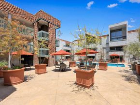 360 S Euclid Avenue 124, Pasadena CA 91101