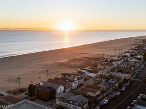 218 E Oceanfront, Newport Beach CA 92661