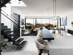 218 E Oceanfront, Newport Beach CA 92661