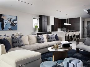 218 E Oceanfront, Newport Beach CA 92661