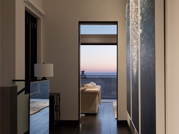 218 E Oceanfront, Newport Beach CA 92661