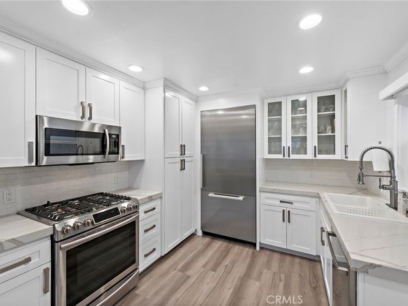 210 Collins Avenue, Newport Beach CA 92662