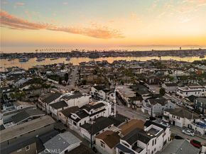 210 Collins Avenue, Newport Beach CA 92662