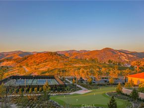 137 Oakstone, Irvine CA 92618