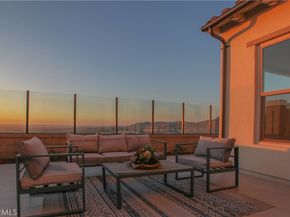 137 Oakstone, Irvine CA 92618