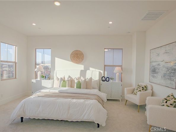 137 Oakstone, Irvine CA 92618