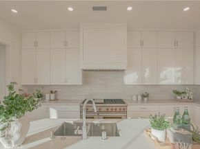 137 Oakstone, Irvine CA 92618