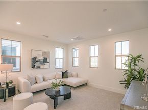 137 Oakstone, Irvine CA 92618