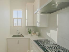 137 Oakstone, Irvine CA 92618