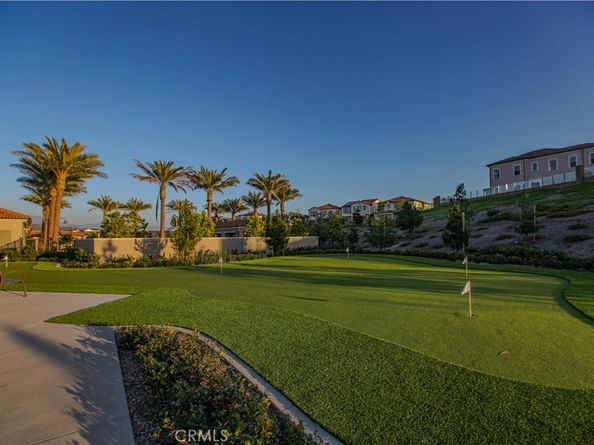 137 Oakstone, Irvine CA 92618