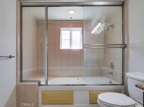700 S Ardmore Avenue 204, Los Angeles CA 90005