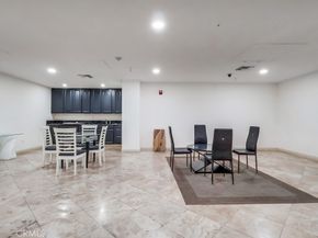 700 S Ardmore Avenue 204, Los Angeles CA 90005