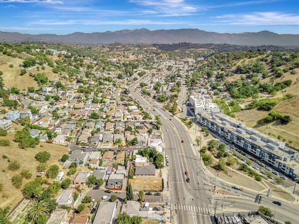 4133 N Mission, Los Angeles CA 90032