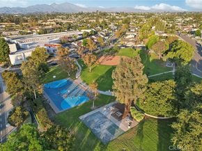 24955 Wells Fargo, Laguna Hills CA 92653