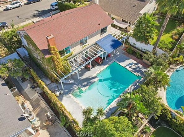 24955 Wells Fargo, Laguna Hills CA 92653