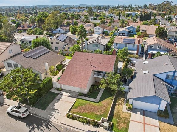 24955 Wells Fargo, Laguna Hills CA 92653