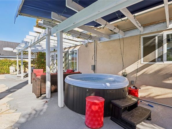 24955 Wells Fargo, Laguna Hills CA 92653