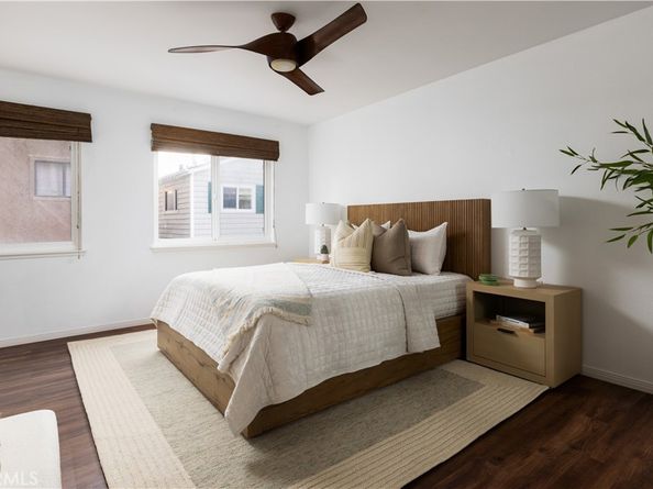 29 Surfside Avenue B, Surfside CA 90743