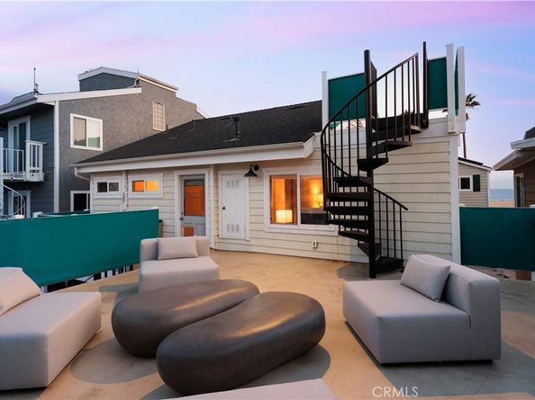 29 Surfside Avenue B, Surfside CA 90743
