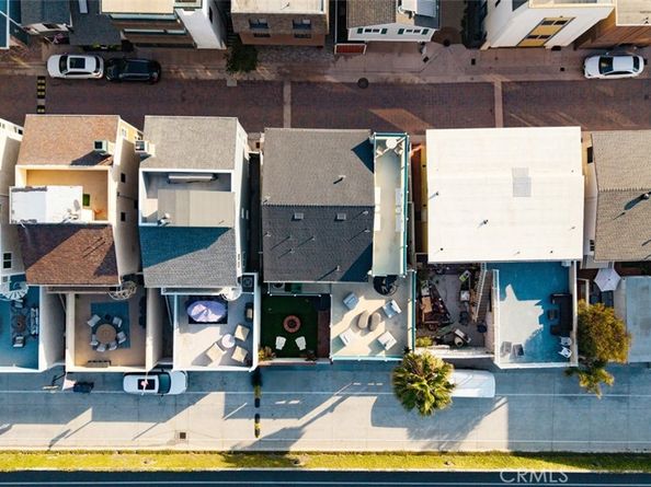 29 Surfside Avenue B, Surfside CA 90743