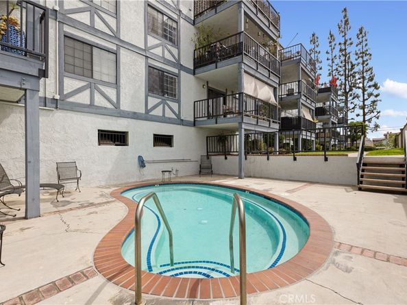 2599 Walnut, Signal Hill CA 90755