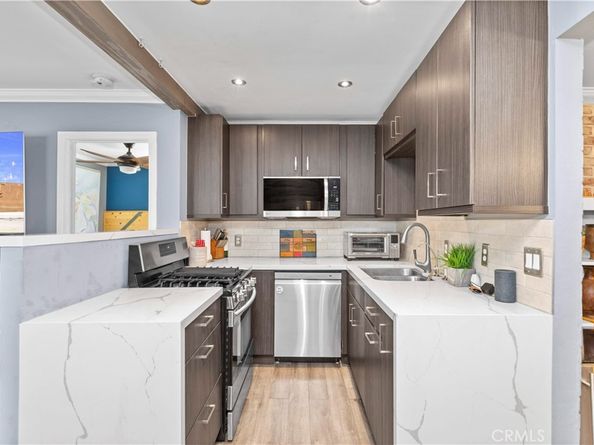 2748 30th, San Diego CA 92104