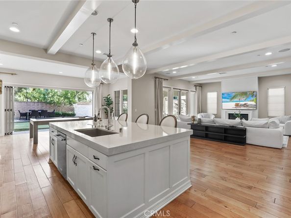 10 Shadybend, Irvine CA 92602