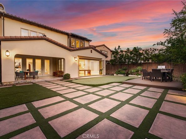 10 Shadybend, Irvine CA 92602