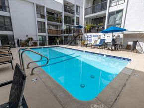 906 Doheny Drive 303, West Hollywood CA 90069