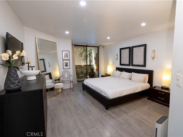 906 Doheny Drive 303, West Hollywood CA 90069