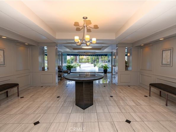 906 Doheny Drive 303, West Hollywood CA 90069