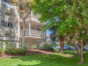 2400 Via Mariposa 1A, Laguna Woods CA 92637