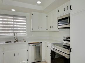2400 Via Mariposa 1A, Laguna Woods CA 92637