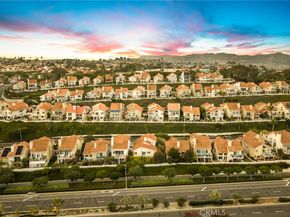 27 Palm Beach Court, Dana Point CA 92629