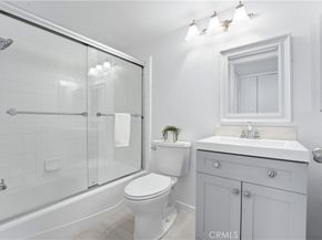 3 Montanas Este, Irvine CA 92612