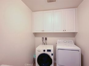 2071 Atlantic, Long Beach CA 90806