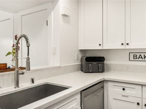 25761 Le Parc 105, Lake Forest CA 92630
